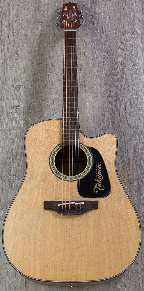 Takamine P2DC Pro Series 2 Dreadnought Body Acoustic/Electric Guitar with Case