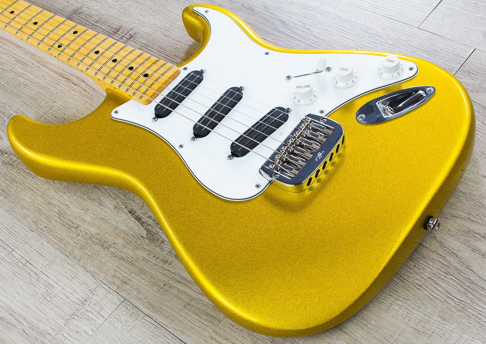 G&L USA Legacy Special Electric Guitar, Maple Fingerboard, Hard Case - Yukon Gold Metallic