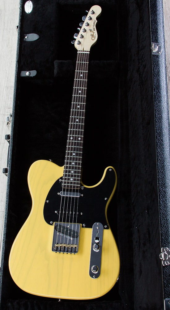 G&L USA ASAT Classic S Alnico Electric Guitar, Rosewood Fingerboard, Hard Case - Butterscotch Blonde