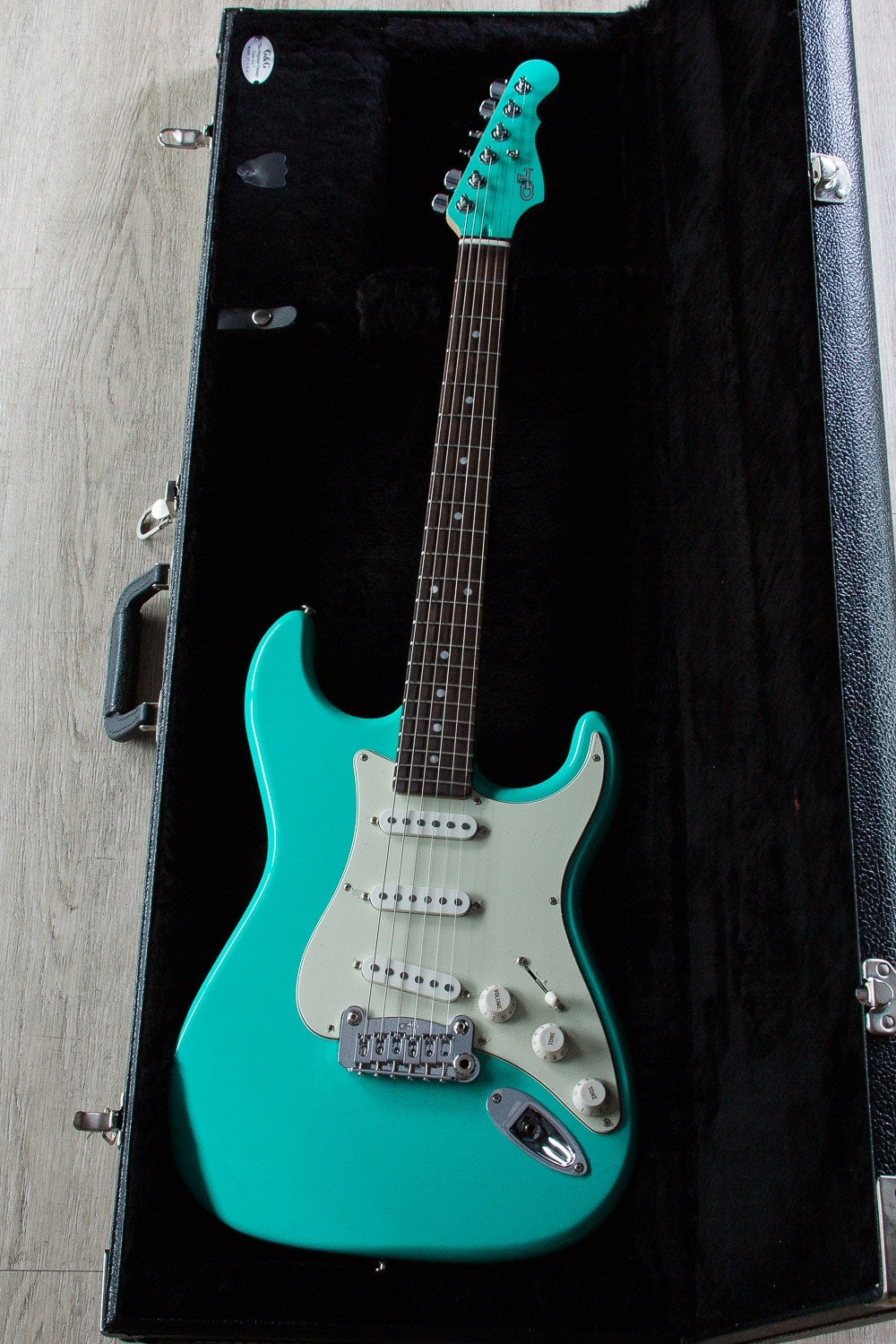 G&L USA Legacy Electric Guitar, Rosewood Fingerboard, Hard Case - Belair Green