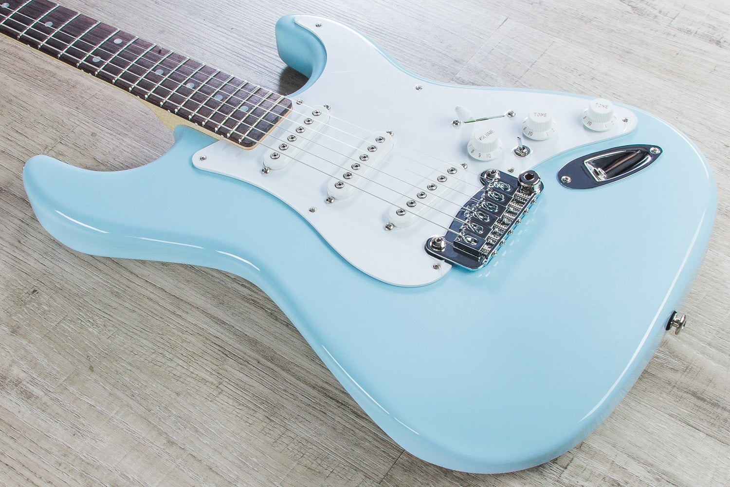 G&L USA S-500 Electric Guitar, Rosewood Fingerboard, Hard Case - Sonic Blue