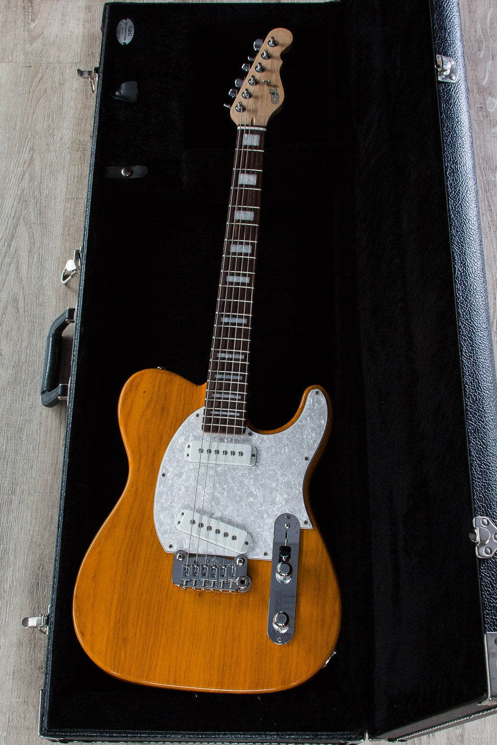 G&L USA ASAT Special Electric Guitar, Rosewood Fingerboard, Hard Case - Honey