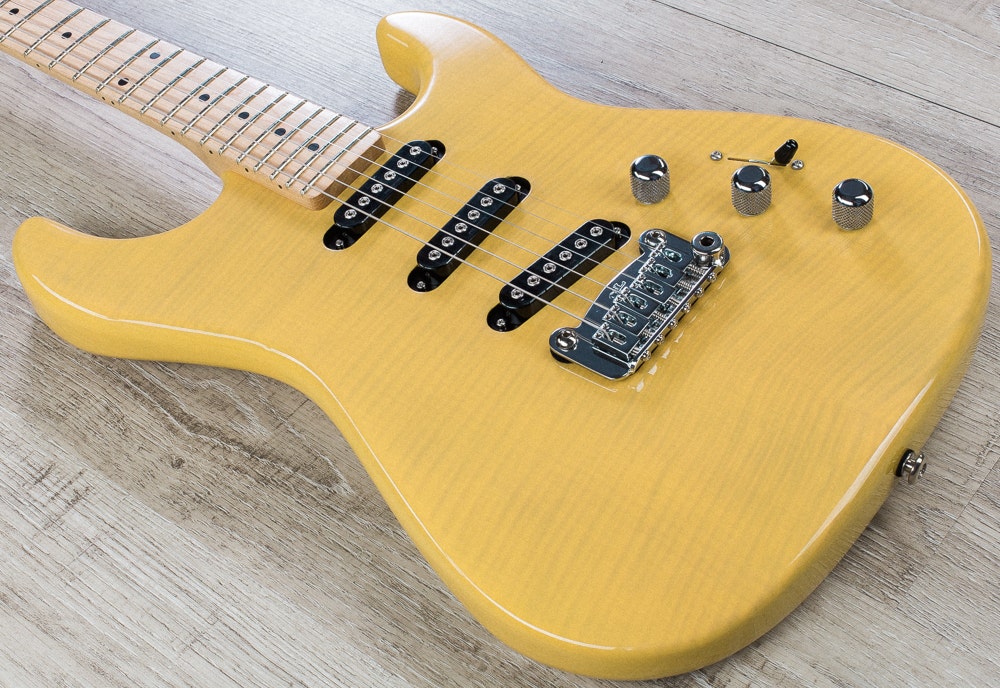 G&L USA S-500 RMC Electric Guitar, Flame Maple Top, Maple Fingerboard, Hard Case - Butterscotch Blonde