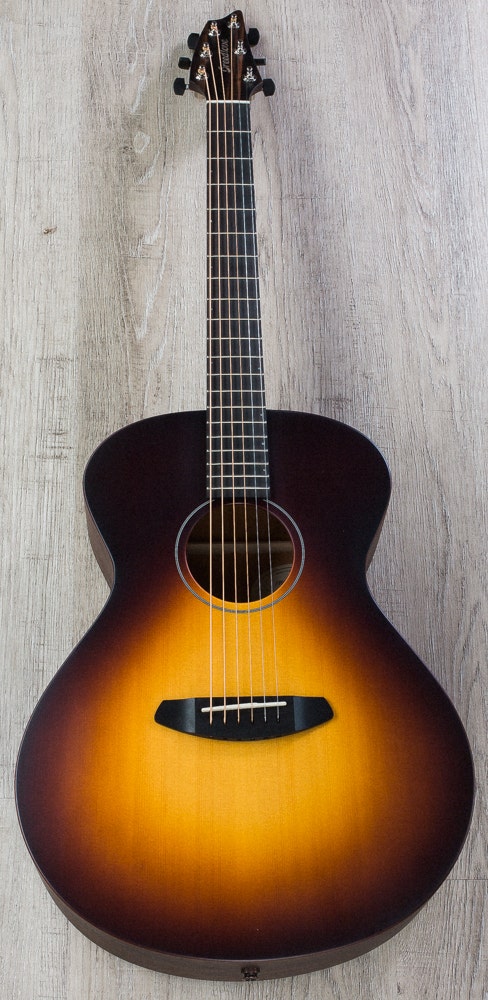 Breedlove USA Concert Moon Light Acoustic-Electric Guitar, Sitka Spruce Top, Deluxe Hard Shell Case (B-STOCK)