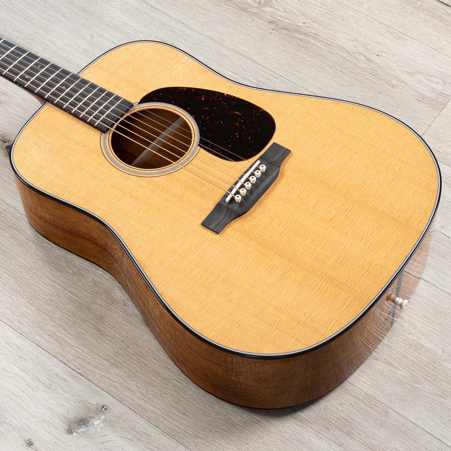 Martin Custom Shop D-28 Inspired Dreadnought Acoustic Guitar, Flamed Koa Back & Sides, VTS Sitka Spruce Top