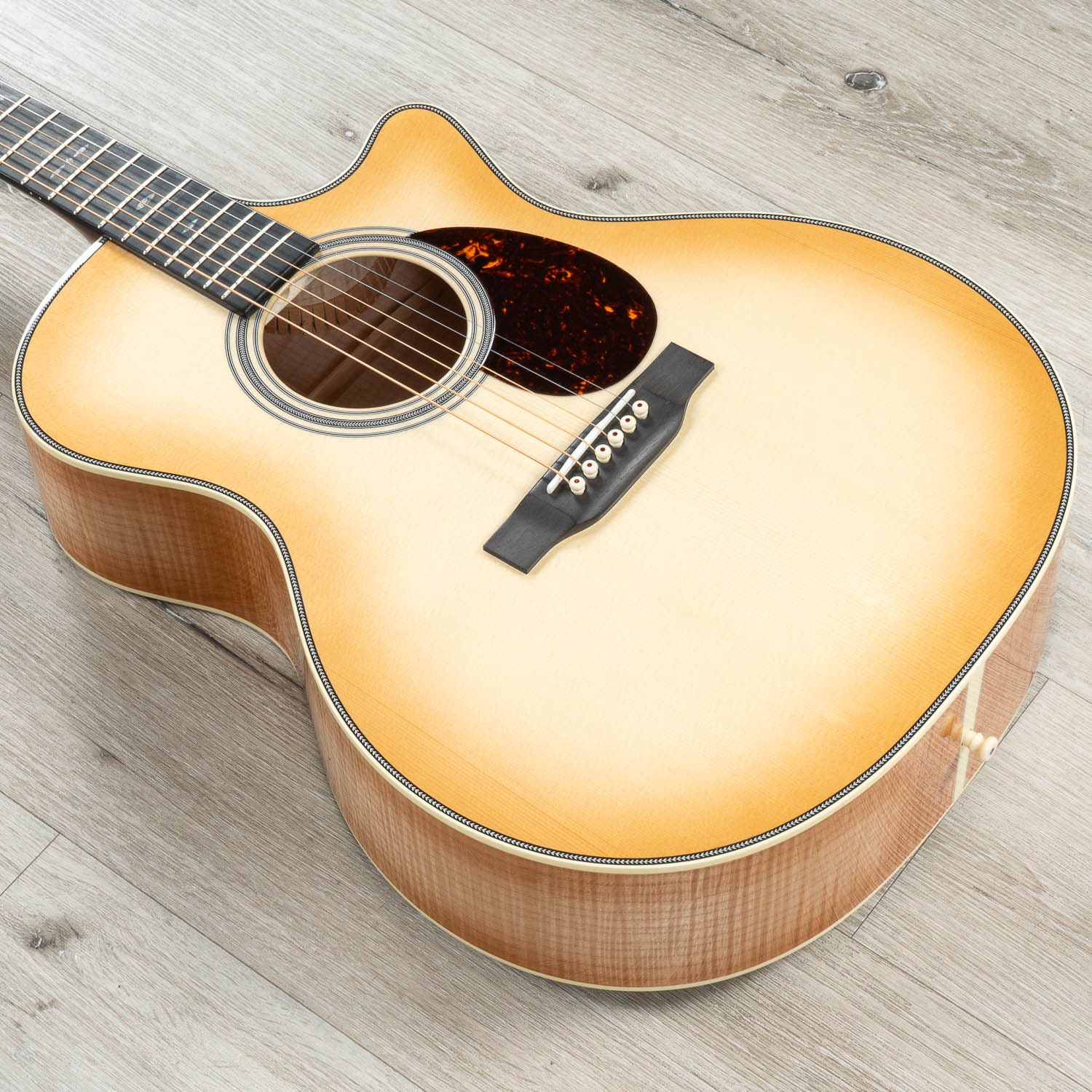 Martin Custom Shop GP-28 Grand Performance Venetian Cutaway Acoustic Guitar, Pacific Big Leaf Flamed Maple, Toasted Burst