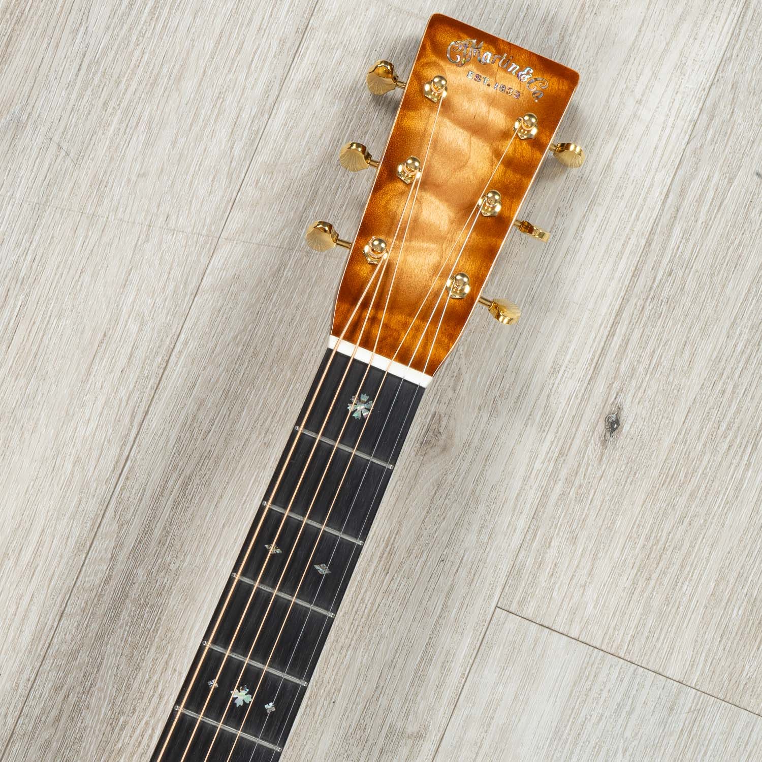 Martin Custom Shop GP-28 Grand Performance Venetian Cutaway Acoustic Guitar, Pacific Big Leaf Flamed Maple, Toasted Burst