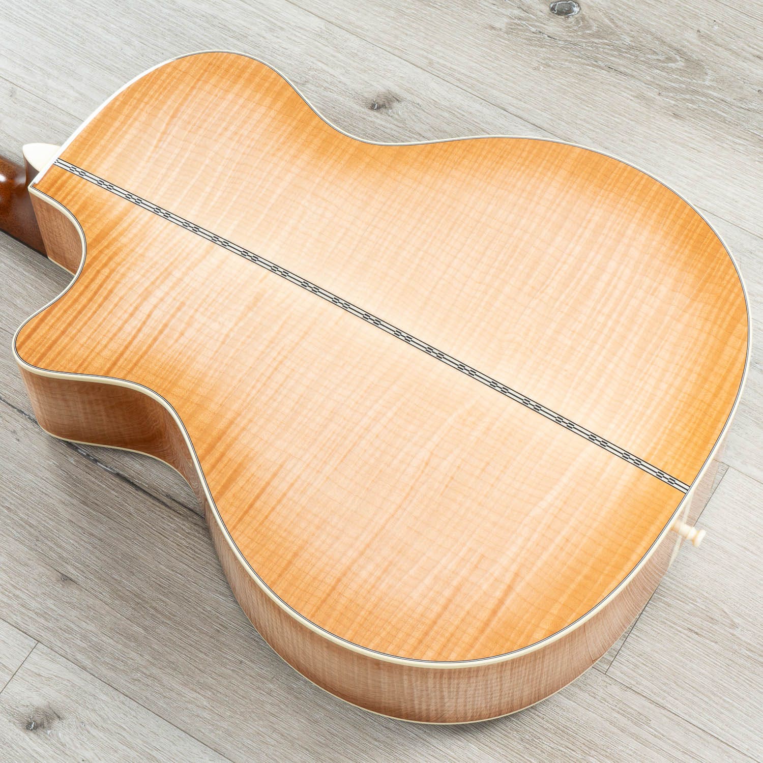 Martin Custom Shop GP-28 Grand Performance Venetian Cutaway Acoustic Guitar, Pacific Big Leaf Flamed Maple, Toasted Burst