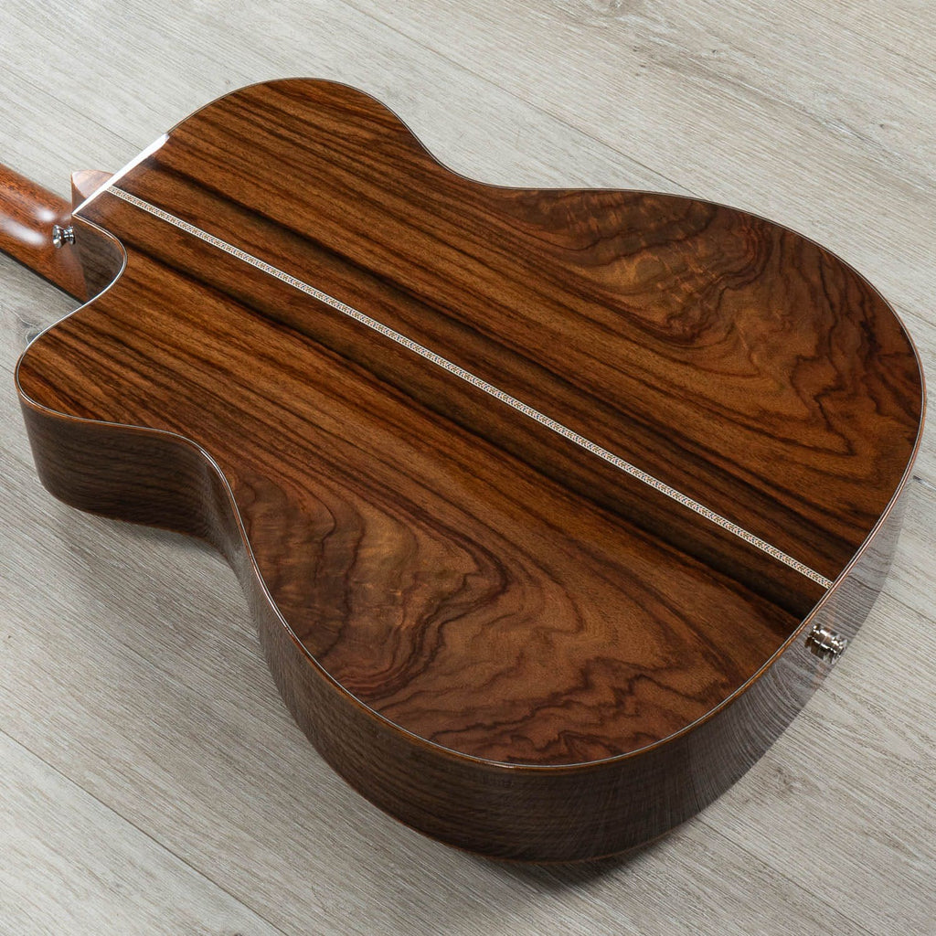 Martin Custom Shop OM-28 Venetian Cutaway Acoustic-Electric Guitar, Wild Grain Rosewood Sides & Back