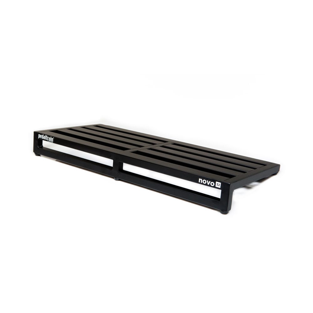 Pedaltrain Novo 32 Pedalboard with Tour Case