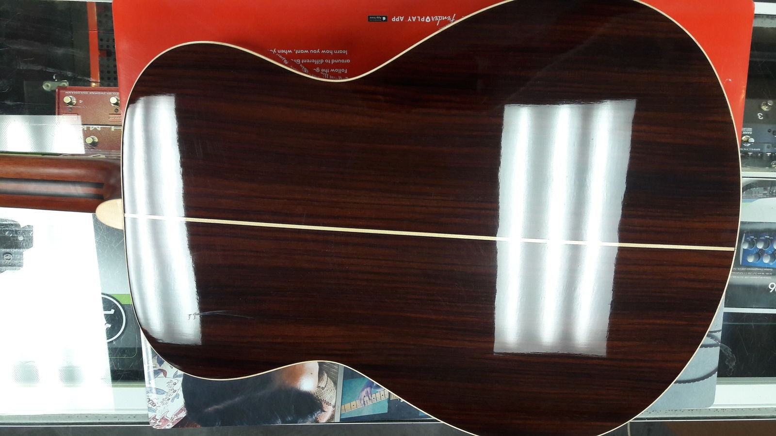 Yamaha LS16R L Series Rosewood Acoustic-Electric Guitar with Hardshell Case - Brown Sunburst (Open Box)