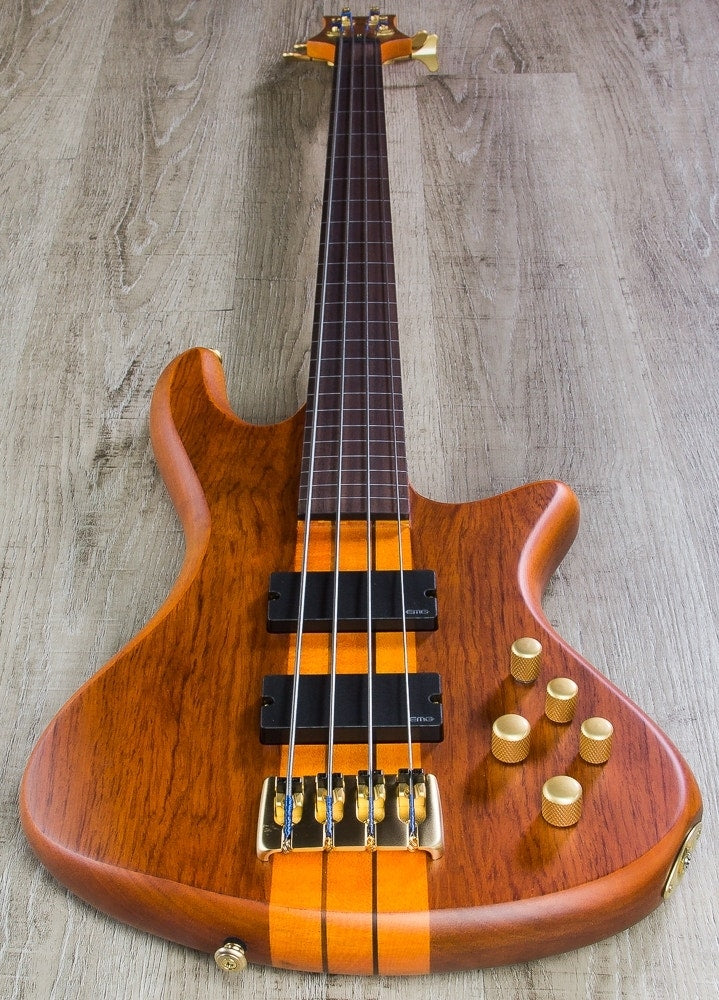 Schecter Guitar Research Stiletto Studio 4-String Fretless Electric Bass Guitar - Honey Satin (Open Box)