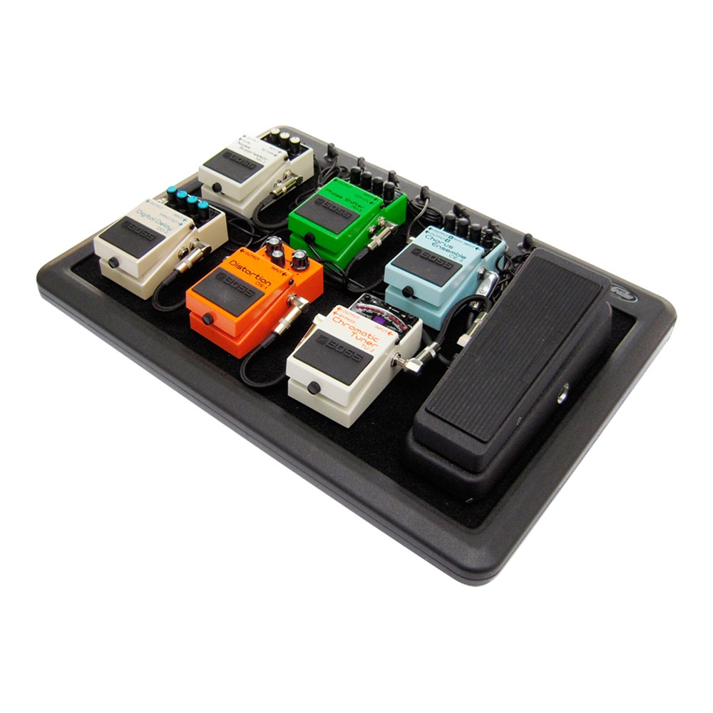 SKB Cases 1SKB-PS-8 19"x12" Powered Guitar Effects Pedalboard
