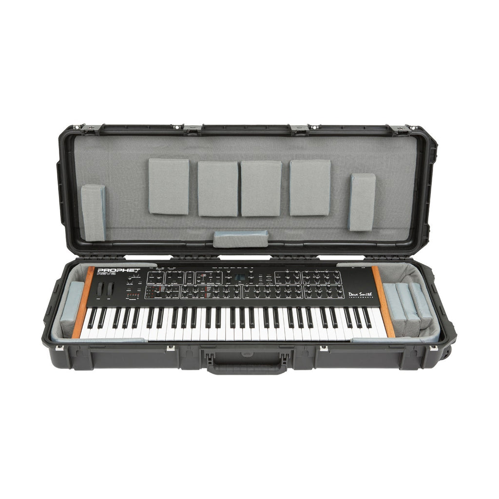SKB Cases 3i-4214-TKBD iSeries 61-Note Narrow (39.5"x13.5") Keyboard Case