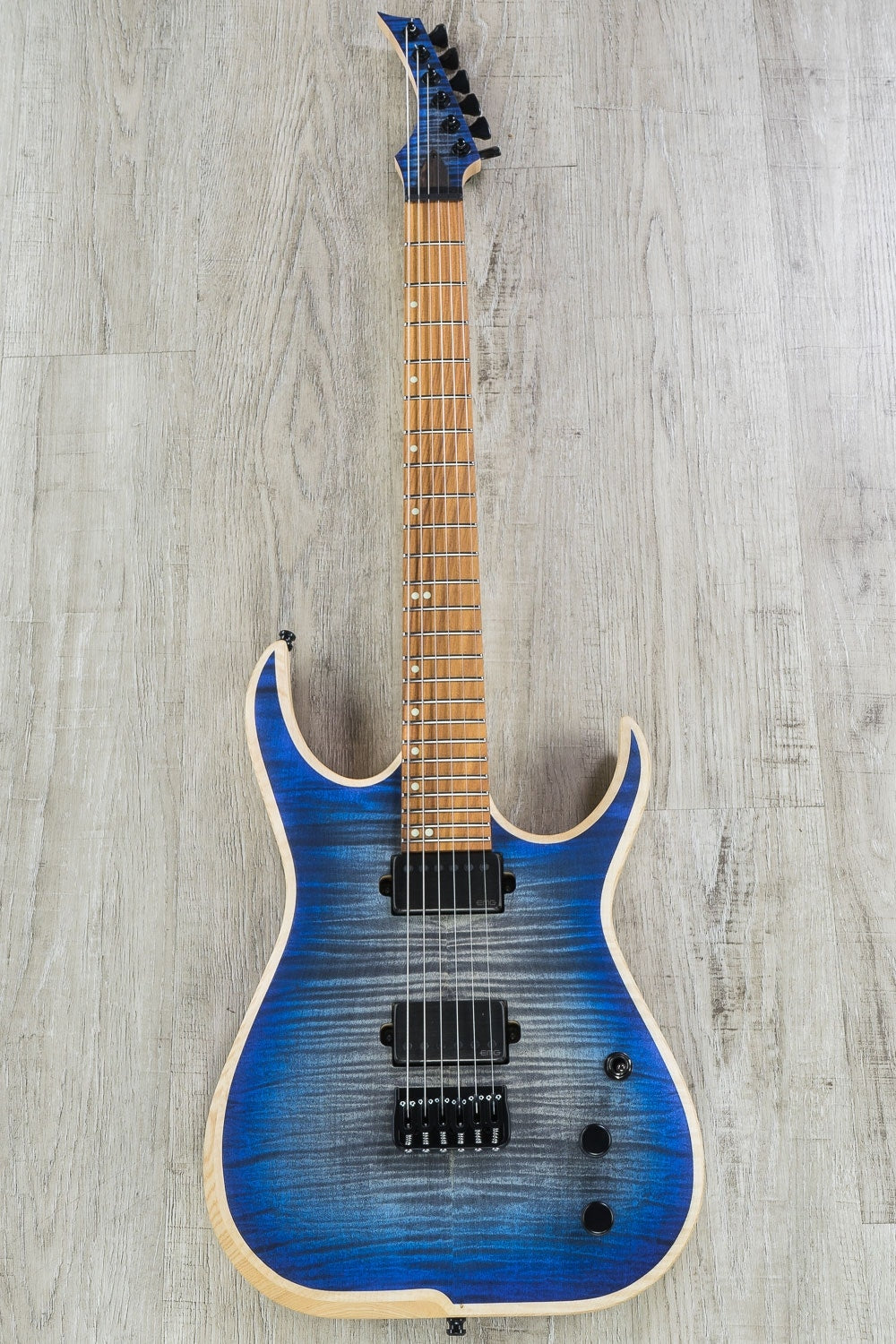 Skervesen Raptor 6 - 6-String Electric Guitar, Flamed Maple Top, Hard Case - Blue