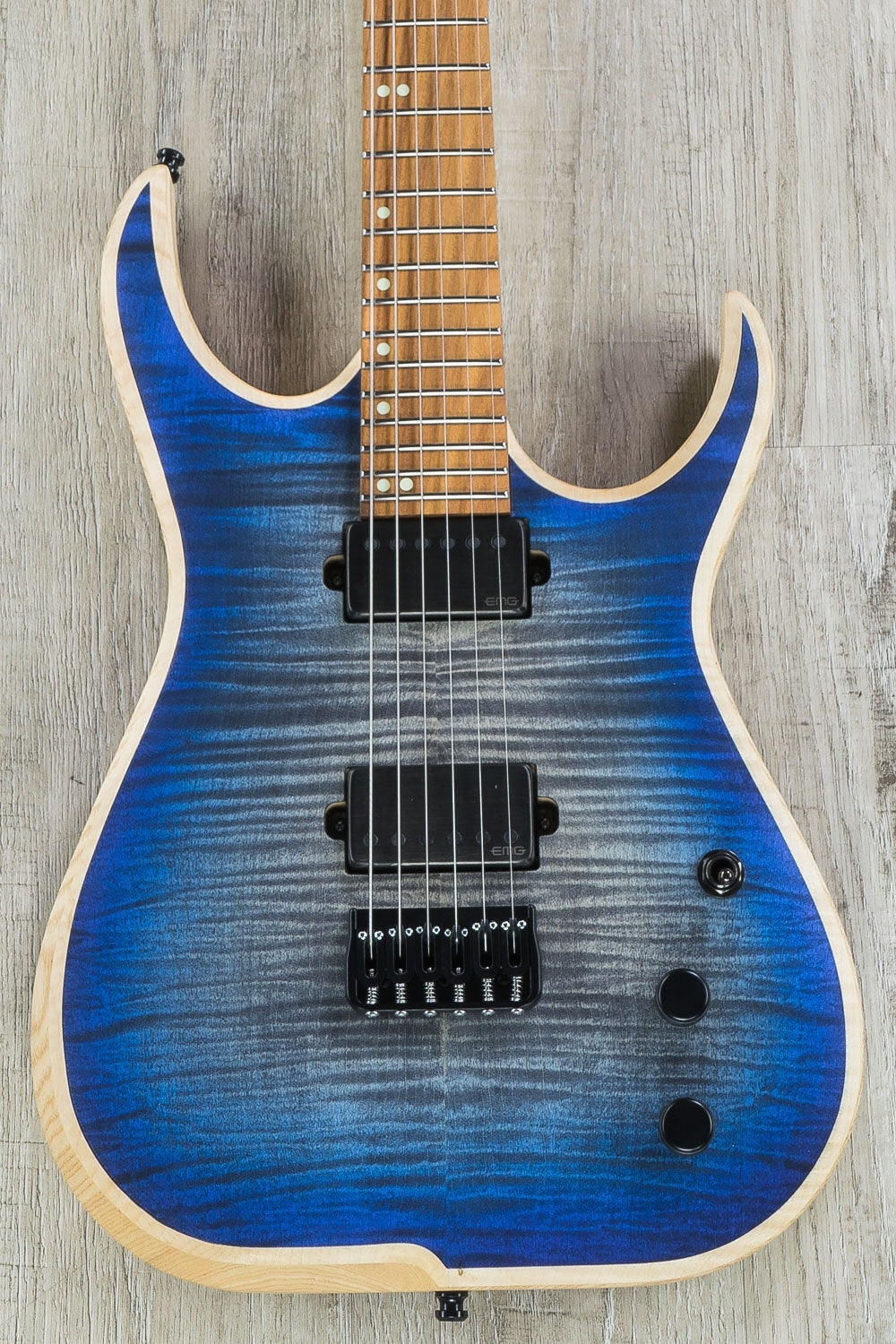 Skervesen Raptor 6 - 6-String Electric Guitar, Flamed Maple Top, Hard Case - Blue